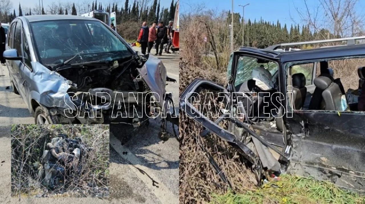 Sapanca'da Otomobil ile Minibüs Çarpıştı: 10 Yaralı