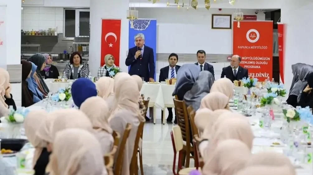 Vali Doğan Müftülük İftar Programına Katıldı