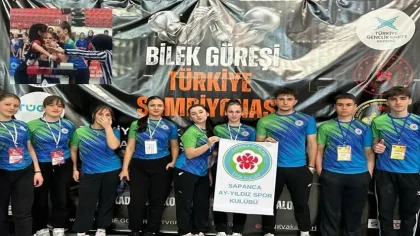 Bükemediğiniz Bileği Öpeceksiniz! Ceylin Milli Takımda