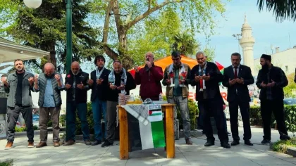 Sapanca'da Gazze'ye Destek için Basın Açıklaması Yapıldı