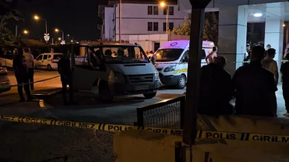 Sapanca'da Hastane Bahçesinde Silahla Vurulan Kişi Öldü