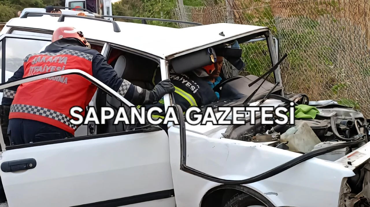 Sapanca'da Trafik Kazası: 3 Yaralı