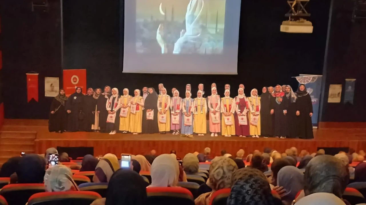 Müftülükten Hz. Peygamber ve Aile Ahlakı Konulu Konferans