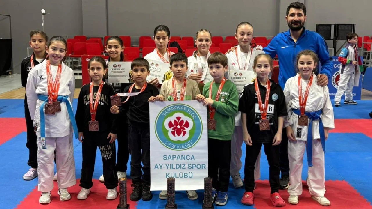 Turkish Open Karate Turnuvası'nda Gurur Tablosu