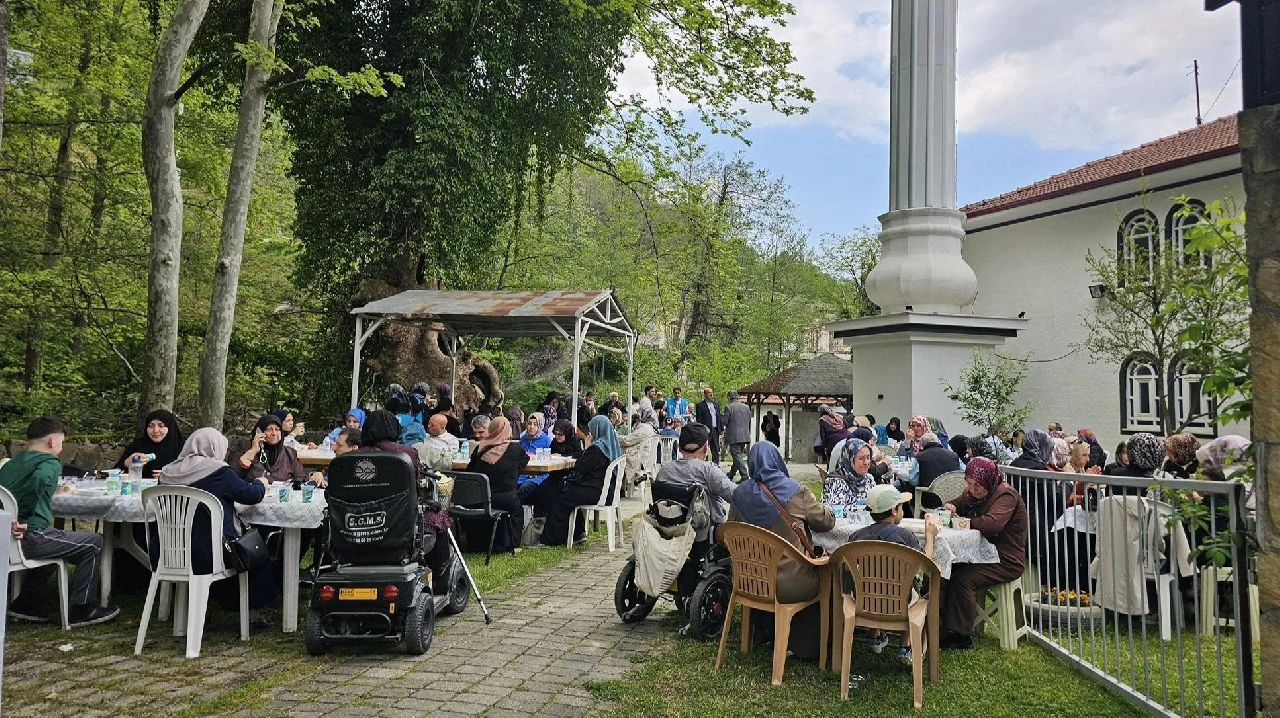 Sapanca'da Engelsiz Cami Buluşması Gerçekleşti