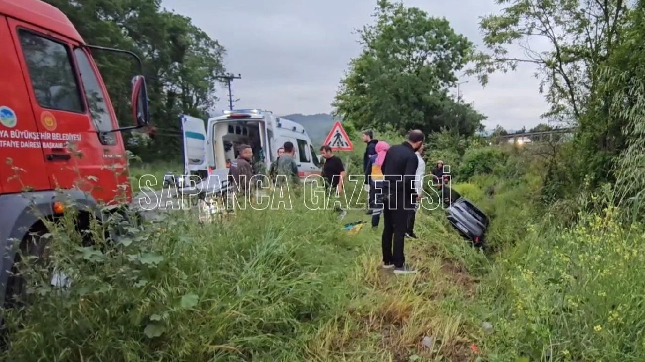 Sapanca'da Trafik Kazası: 2 Yaralı