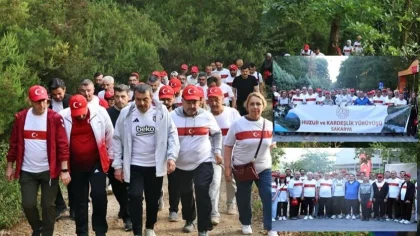 Bakan Tekin Sapanca'da Öğretmenlerle Ormanda Yürüyüşe Katıldı