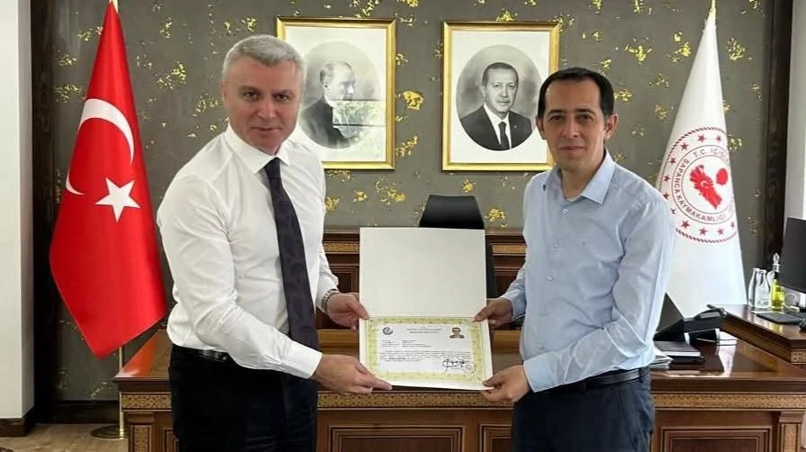 Kaymakam Yazıcı'dan Kabakcı'ya Başarı Belgesi