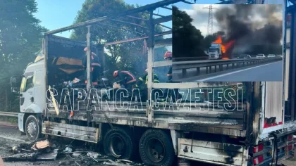 Yanan Kamyon İtfaiye Ekiplerince Söndürüldü