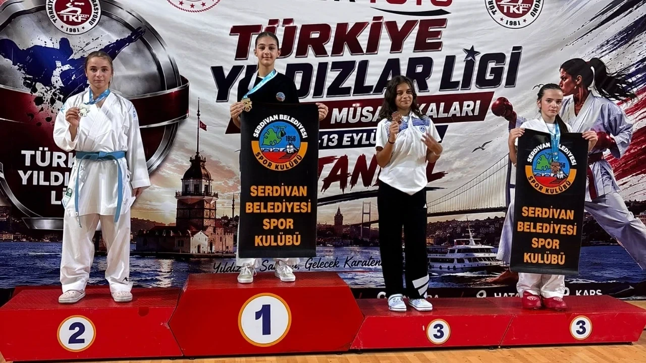 Sapanca Özkum Spor'dan Premier Lig'de 6 Madalya