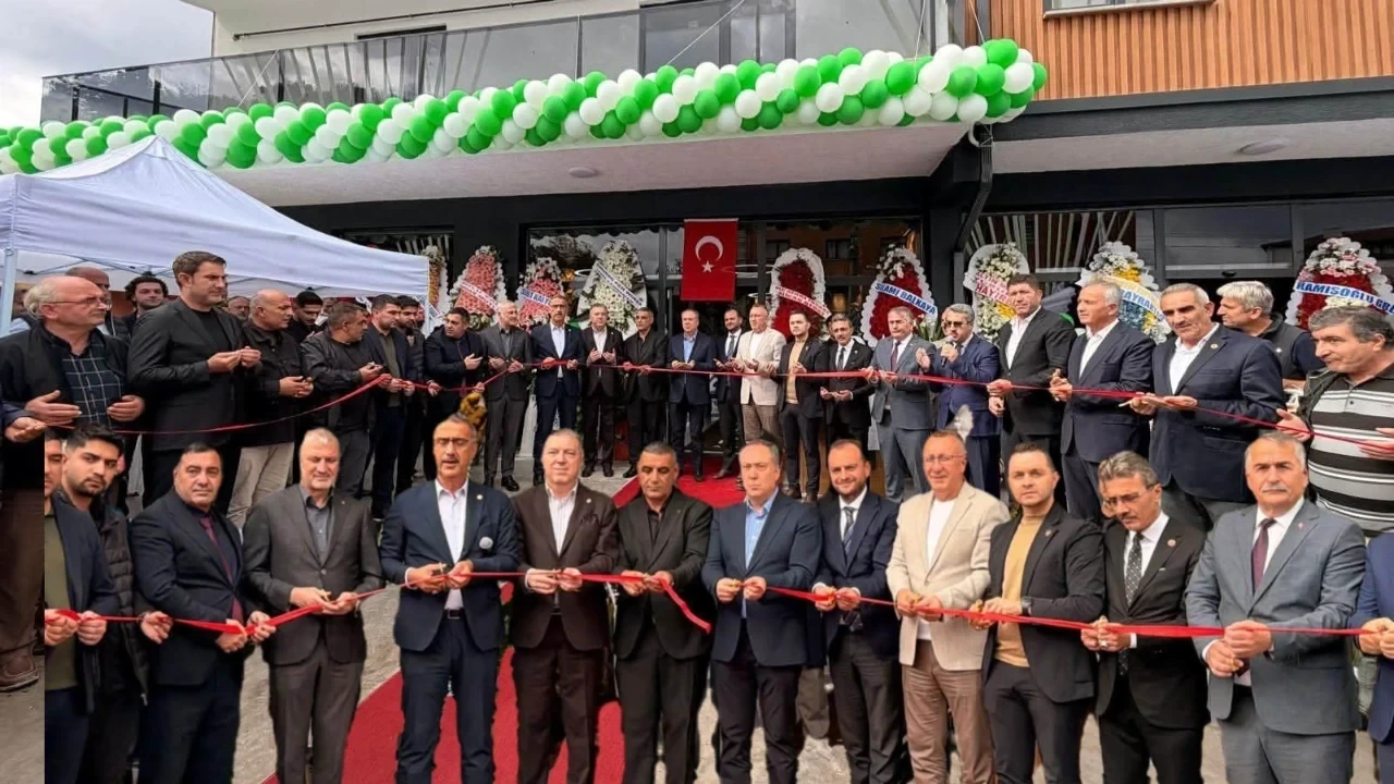 Ada Bahtiyar Yapı'nın Yeni Ofisi Açıldı