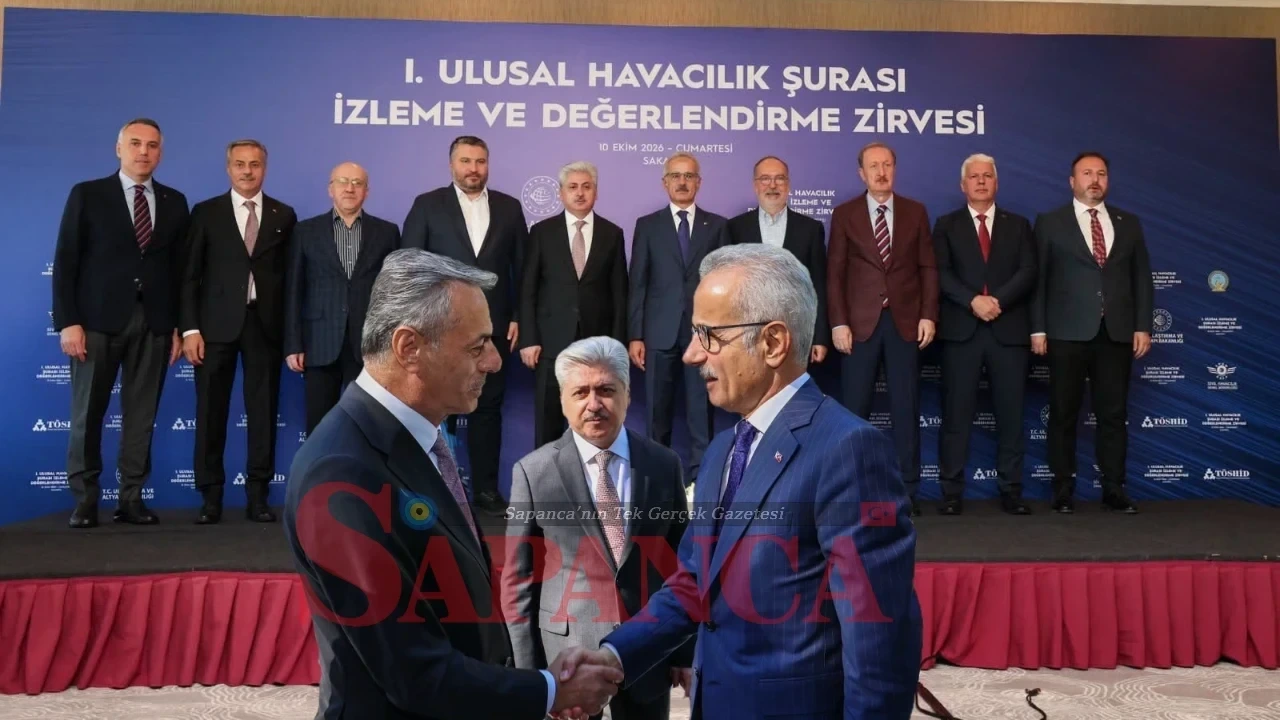 Bakan Uraloğlu Sapanca'da Havacılık Zirvesine Katıldı