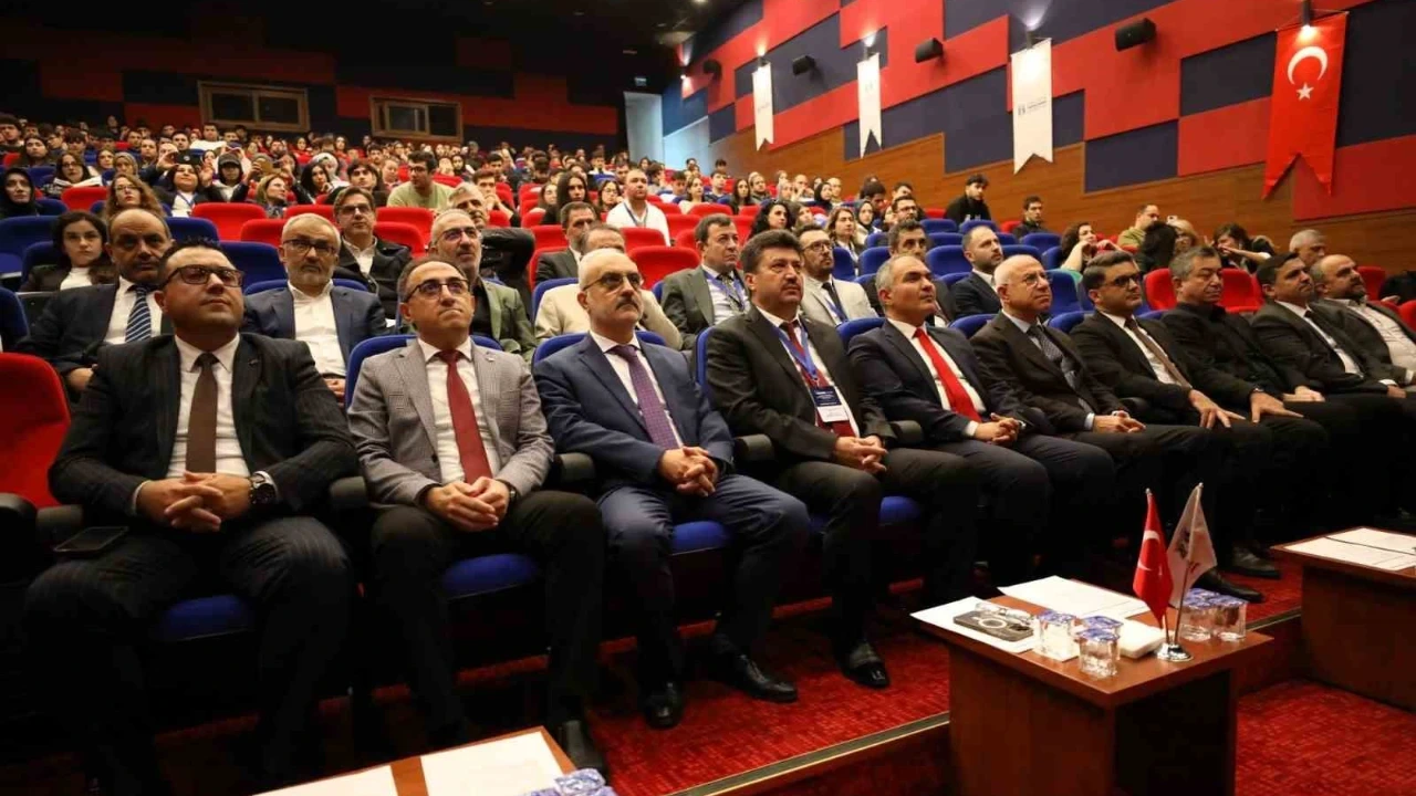 Geleceğin Meslekleri Sapanca'da Masaya Yatırıldı
