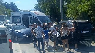 SUV İLE OTOMOBİL ÇARPIŞTI: 1 YARALI