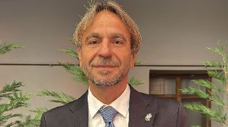 CHP'DE YENİ BAŞKAN LEVENT REŞAT ERDOĞAN