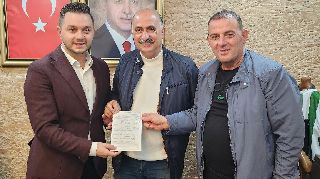 SAADET'İN ESKİ BAŞKAN ADAYI AVNİ ÇÖMLEKÇİOĞLU, AK PARTİ'YE KATILDI