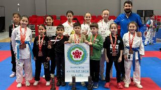 TURKİSH OPEN KARATE TURNUVASI'NDA GURUR TABLOSU