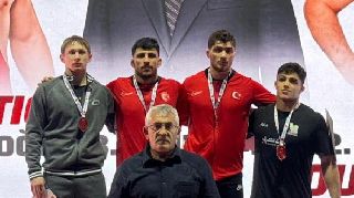 GURURUMUZ ABDÜLSAMET BAŞAR ANTALYA'DA PODYUMA ÇIKTI