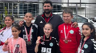 SAPANCA AYYILDIZ SPOR KULÜBÜ'NDEN 10 MADALYALIK BAŞARI